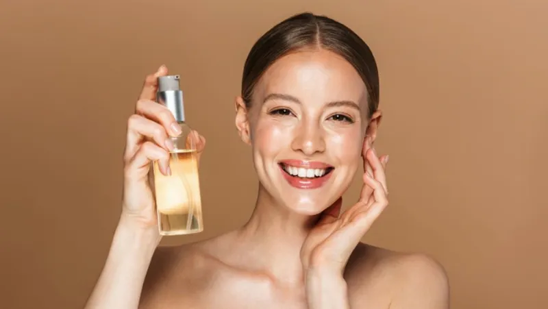 Quy trình sử dụng sữa rửa mặt Pond hồng đúng cách hàng ngày